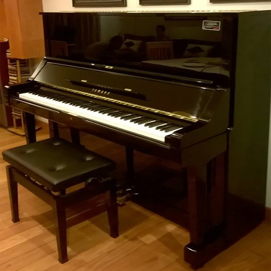 Dan-Piano-Yamaha-UX-seri-2923076-20